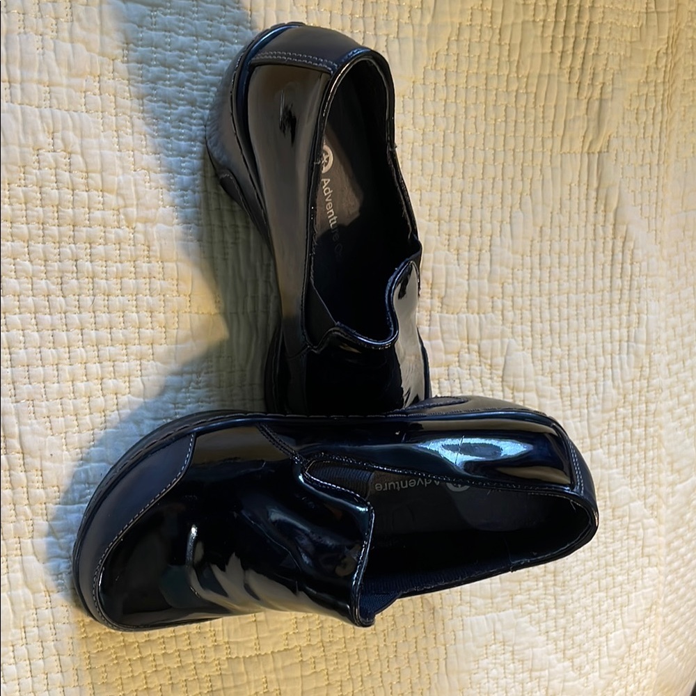 J-41 Women's Mules in Shiny Black